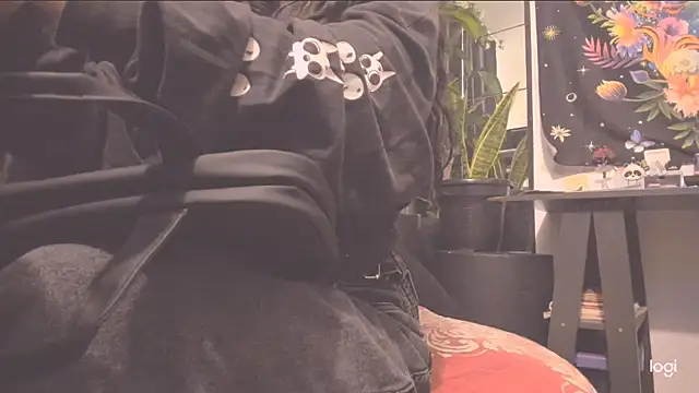 MYFAVOURITESTRAGER online show from 02/05/26, 02:07