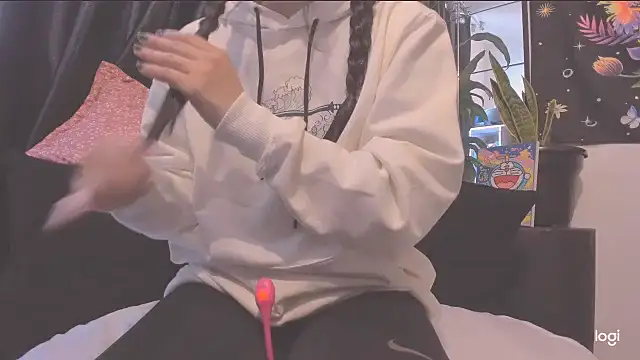 MYFAVOURITESTRAGER online show from 12/20/25, 06:33