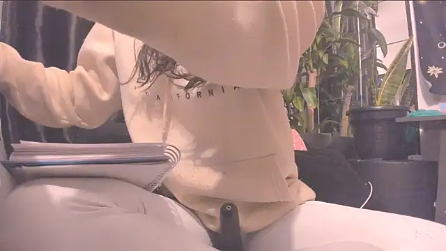 MYFAVOURITESTRAGER online show from 02/12/26, 09:31