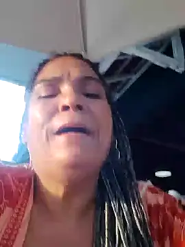 Snapshot of Delicy1 chatting on 02/14/25, 09:10 Delicy1 online show from 02/14/25, 09:10