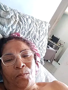Snapshot of Delicy1 chatting on 03/07/25, 12:45 Delicy1 online show from 03/07/25, 12:45