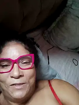 Snapshot of Delicy1 chatting on 01/17/25, 12:31 Delicy1 online show from 01/17/25, 12:31
