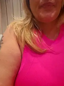 Isabellaa04 online show from 03/06/26, 08:37