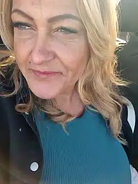 Isabellaa04 online show from 11/06/25, 10:19