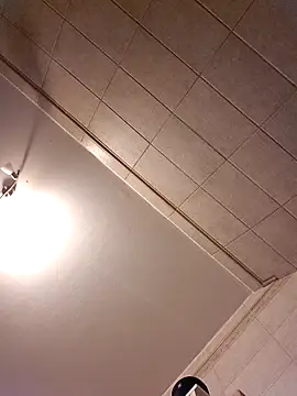 Isabellaa04 online show from 11/08/25, 03:21