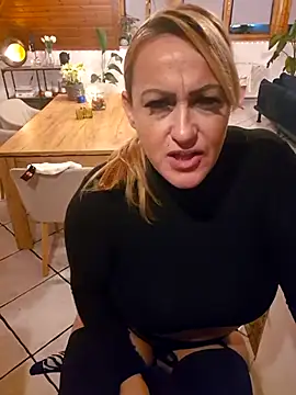 Isabellaa04 online show from 11/29/25, 06:08