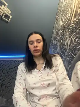 Queen of pain online show from 03/04/26, 06:43