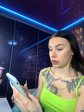 Queen of pain online show from 11/05/25, 07:11