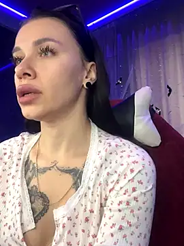 Queen of pain online show from 10/24/25, 07:40