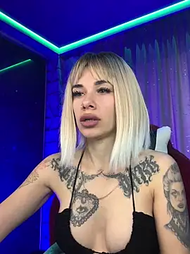 Snapshot of Queen_of_pain chatting on 10/03/25, 07:21 Queen of pain online show from 10/03/25, 07:21