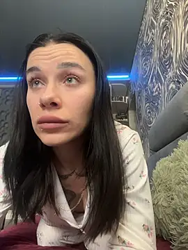 Queen of pain online show from 03/03/26, 08:10