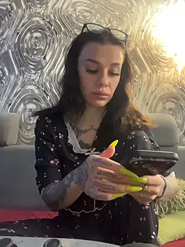 Queen of pain online show from 03/20/26, 07:53