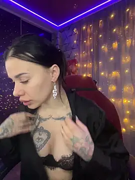 Queen of pain online show from 12/19/25, 06:38