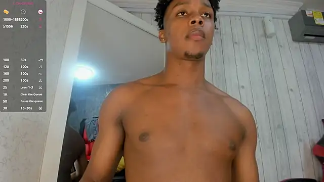 Snapshot of DominicSccott chatting on 11/24/25, 01:00 DominicSccott online show from 11/24/25, 01:00