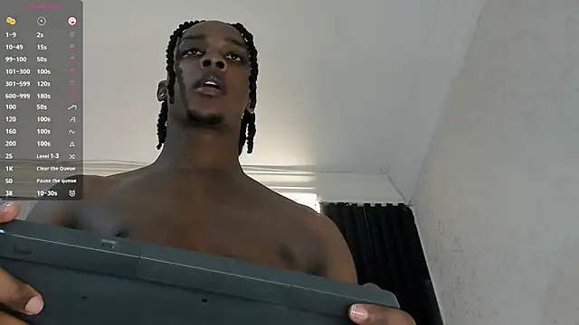 Snapshot of DominicSccott chatting on 12/04/25, 12:37 DominicSccott online show from 12/04/25, 12:37