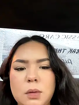 Hana-Noami online show from 10/26/25, 12:16