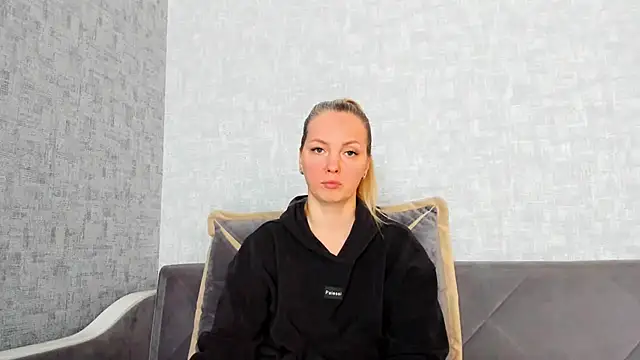 iam Venus online show from 04/16/26, 11:44