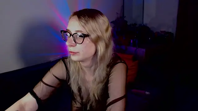 Snapshot of welliza chatting on 09/14/25, 12:11 welliza online show from 09/14/25, 12:11