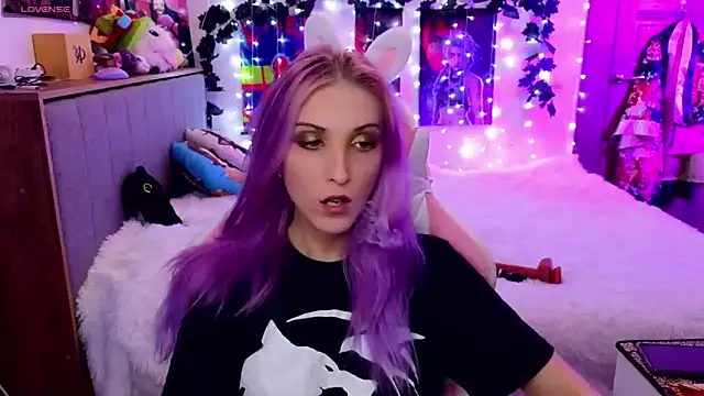 Snapshot of Violet_Noir chatting on 02/05/25, 12:17 Violet Noir online show from 02/05/25, 12:17