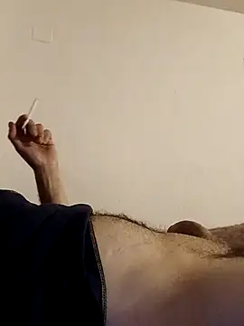 Adriandan1982 online show from 04/15/26, 03:34