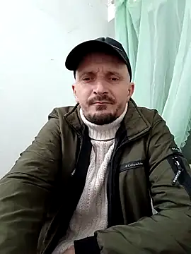 Adriandan1982 online show from 10/04/25, 05:25