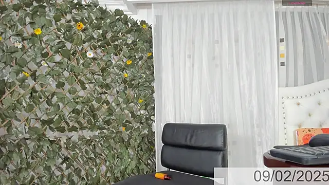 BunnyHotsx online show from 02/09/25, 09:05