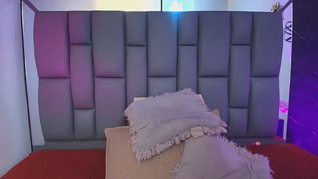  MiaBrown  online show from 02/14/26, 12:05