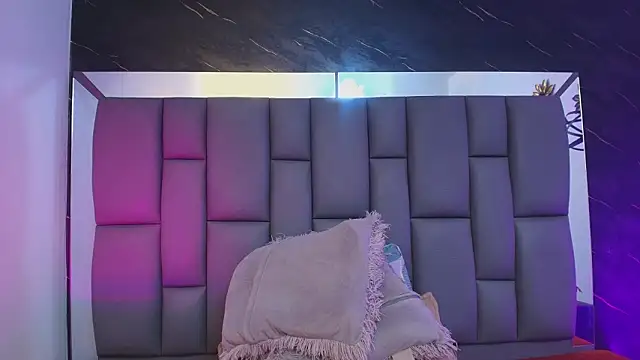  MiaBrown  online show from 02/10/26, 12:04