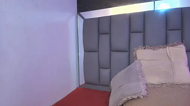  MiaBrown  online show from 01/15/26, 12:08