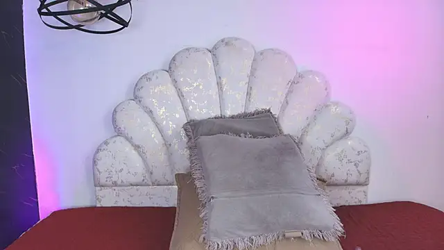  MiaBrown  online show from 03/13/26, 12:10