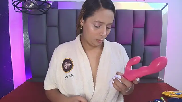  MiaBrown  online show from 01/07/26, 12:10