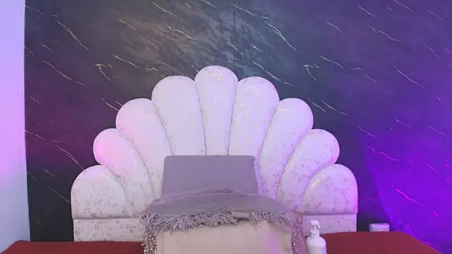  MiaBrown  online show from 06/01/26, 12:05
