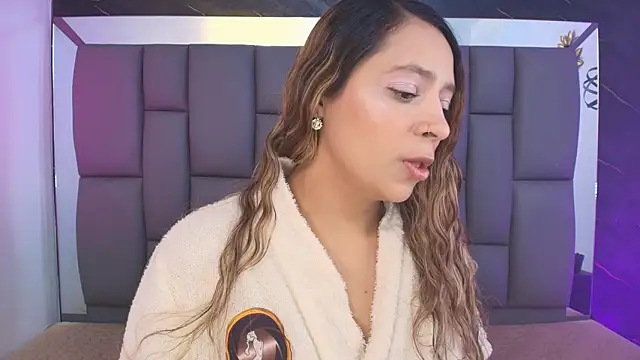  MiaBrown  online show from 02/02/26, 12:15