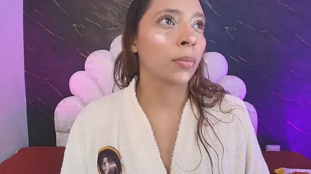  MiaBrown  online show from 04/18/26, 12:07