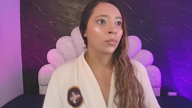  MiaBrown  online show from 05/01/26, 12:10