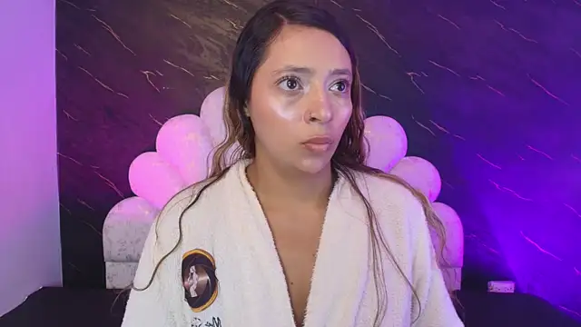  MiaBrown  online show from 05/27/26, 12:01