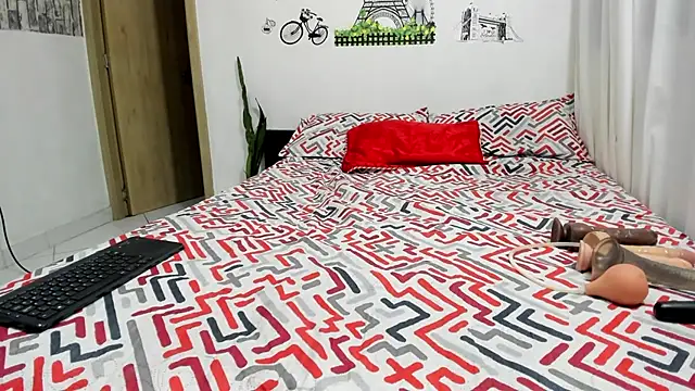 Snapshot of carlos_and_diana chatting on 01/15/26, 10:02 carlos and diana online show from 01/15/26, 10:02