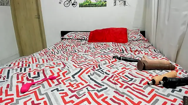 Snapshot of carlos_and_diana chatting on 04/04/26, 10:27 carlos and diana online show from 04/04/26, 10:27