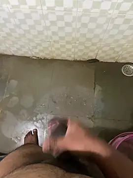 Snapshot of Honeydick7 chatting on 03/13/25, 04:27 Honeydick7 online show from 03/13/25, 04:27