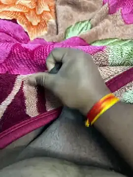 Snapshot of Honeydick7 chatting on 02/24/26, 05:58 Honeydick7 online show from 02/24/26, 05:58