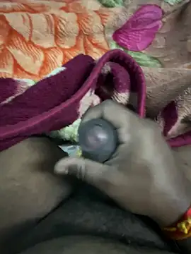 Snapshot of Honeydick7 chatting on 01/09/26, 06:04 Honeydick7 online show from 01/09/26, 06:04