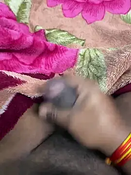 Snapshot of Honeydick7 chatting on 02/06/26, 05:53 Honeydick7 online show from 02/06/26, 05:53