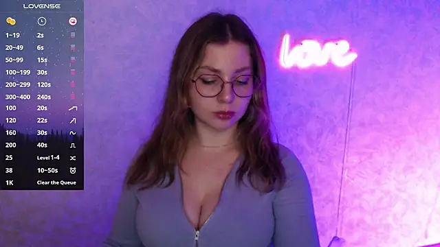 Leah Reed online show from 03/16/25, 09:26