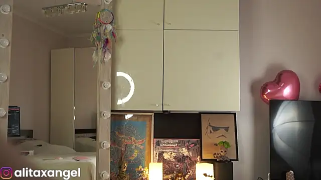 AlitaXAngelic online show from 04/25/26, 06:05