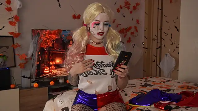 AlitaXAngelic online show from 10/31/25, 08:05