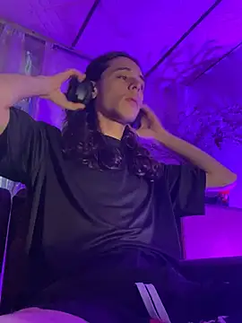 dussan online show from 03/15/25, 04:02