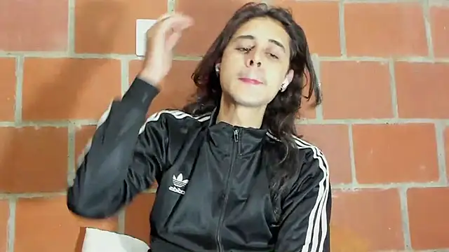 dussan online show from 12/19/25, 02:26