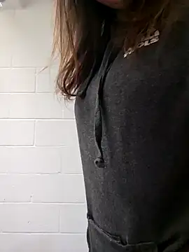 angelbaby1998 online show from 01/04/25, 05:37