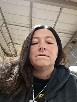 angelbaby1998 online show from 02/17/25, 07:01