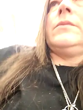 angelbaby1998 online show from 10/30/25, 01:59